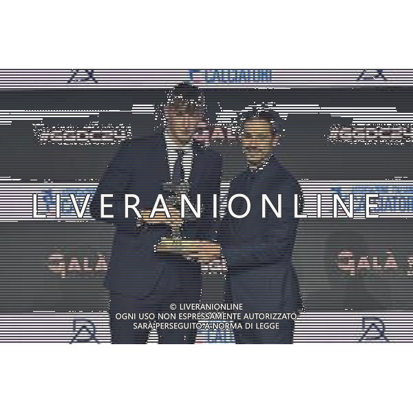 TVRG Gala Calcio 2024 nella foto Pio Esposito a SX premiato come miglior giovane della Serie B Milano 02-12-2024 Gran Gala del Calcio 2024, l\'appuntamento organizzato dall\'AIC Associazione Italiana Calciatori per premiare i protagonisti della stagione 2023-2024 foto Roberto Garavaglia/ag. Aldo Liverani sas