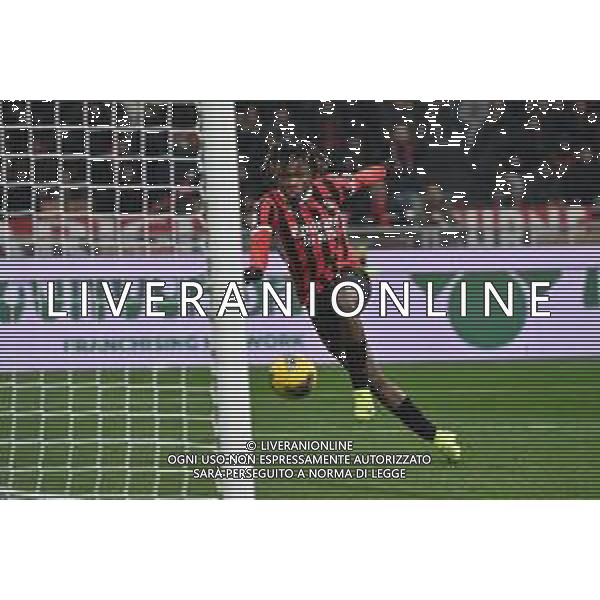 Milan vs Sassuolo nella foto Samuel Chukwueze (Milan) segna il gol dell\'1 a 0 Milano 03-12-2024 Stadio Giuseppe Meazza - San Siro Coppa Italia Frecciarossa - ottavi di finale foto Roberto Garavaglia/Agenzia Aldo Liverani sas- AGENZIA ALDO LIVERANI SAS