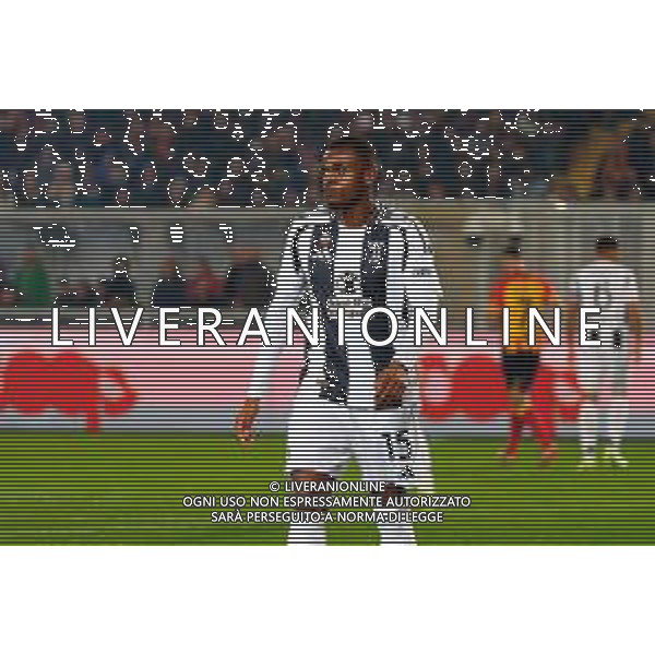 TVEM December 01, 2024 Lecce, Italy - US Lecce vs Juventus FC - Italian soccer serie A 2024/25 - Via Del Mare Stadium. In the pic: Pierre Kalulu of Juventus ©Emmanuele Matrodonato - AGENZIA ALDO LIVERANI SAS