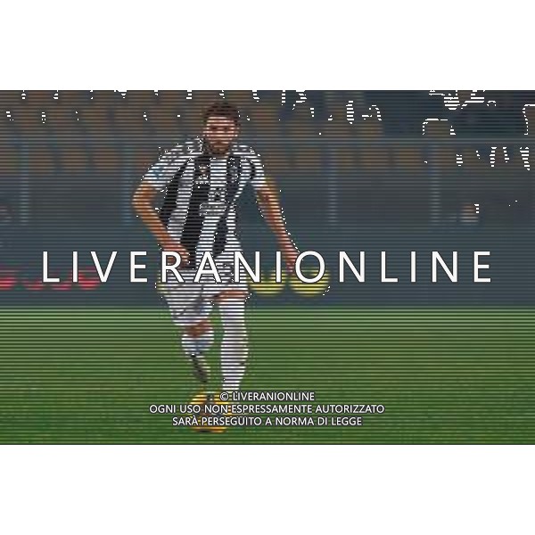TVEM December 01, 2024 Lecce, Italy - US Lecce vs Juventus FC - Italian soccer serie A 2024/25 - Via Del Mare Stadium. In the pic: Manuel Locatelli of Juventus ©Emmanuele Matrodonato - AGENZIA ALDO LIVERANI SAS