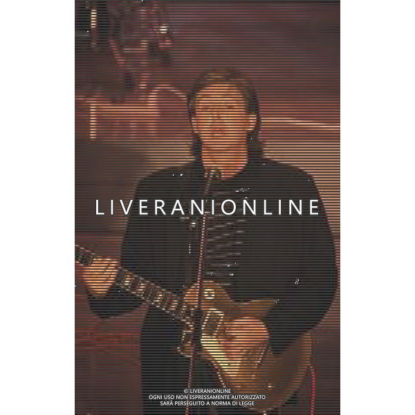 DIAP-RETROSPETTIVA PAUL MC CARTNEY CANTANTE NELLA FOOT PAUL MC CARTNEY A SANREMO NELL\'ANNO 1988 AG ALDO LIVERANI SAS