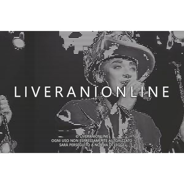 NEG-RETROSPETTIVA BOY GEORGE CANTANTE NELLA FOTO BOY GEORGE NELL\'ANNO 1988 A MILANO AL PALATRUSSARDI AG ALDO LIVERANI SAS