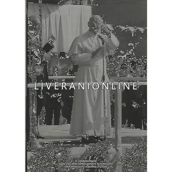 NEG-RETROSPETTIVA PAPA GIOVANNI II -KAROL JOZEF WOJTYLA  NELLA FOTO PAPA GIOVANNI II -KAROL JOZEF WOJTYLA IN VISITA A FANO NELL\'ANNO 1984 AG ALDO LIVERANI SAS   