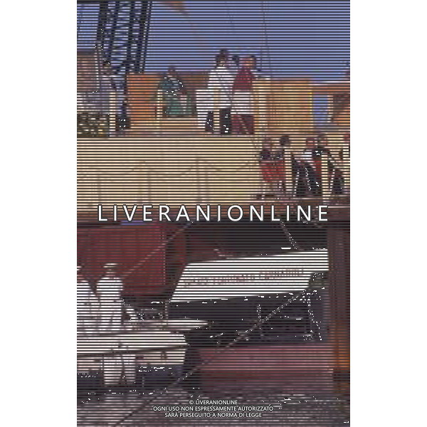 DIAP-PAPA GIOVANNI PAOLO II KAROL WOYTILA A FANO NELL\'ANNO 1984 NELLA FOTO PAPA GIOVANNI PAOLO II KAROL WOYTILA A FANO NELL\'ANNO 1984 AG ALDO LIVERANI SAS
