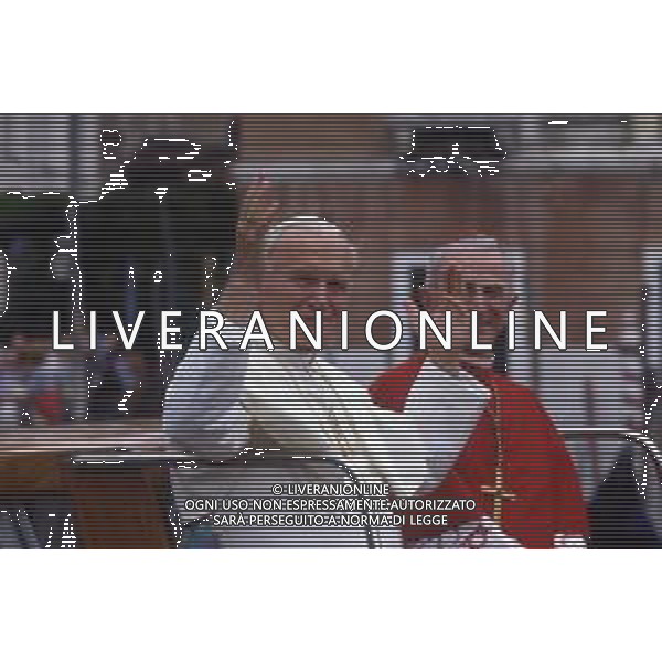 DIAP-15-17-06 1985 VENEZIA VISITA PASTORALE DEL PAPA GIOVANNI PAOLO II Karol Józef Wojtyła NELLA FOTO GIOVANNI PAOLO II Karol Józef Wojtyła A VENEZIA AG ALDO LIVERANI SAS