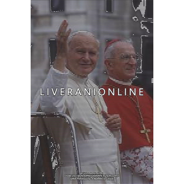DIAP-15-17-06 1985 VENEZIA VISITA PASTORALE DEL PAPA GIOVANNI PAOLO II Karol Józef Wojtyła NELLA FOTO GIOVANNI PAOLO II Karol Józef Wojtyła A VENEZIA AG ALDO LIVERANI SAS