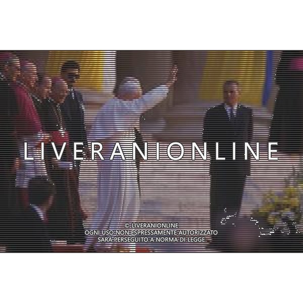DIAP-16-17-04 1988 VERONA- VISITA PASTORALE DI GIOVANNI PAOLO II Karol Józef Wojtyła NELLA FOTO LA VISITA DI PAPA GIOVANNI II A VERONA AG ALDO LIVERANI SAS