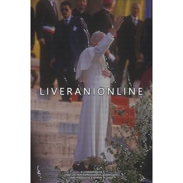 DIAP-16-17-04 1988 VERONA- VISITA PASTORALE DI GIOVANNI PAOLO II Karol Józef Wojtyła NELLA FOTO LA VISITA DI PAPA GIOVANNI II A VERONA AG ALDO LIVERANI SAS