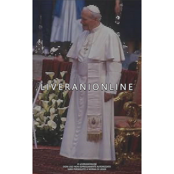 DIAP-16-17-04 1988 VERONA- VISITA PASTORALE DI GIOVANNI PAOLO II Karol Józef Wojtyła NELLA FOTO LA VISITA DI PAPA GIOVANNI II A VERONA AG ALDO LIVERANI SAS
