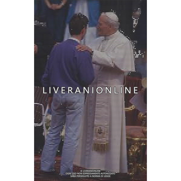 DIAP-16-17-04 1988 VERONA- VISITA PASTORALE DI GIOVANNI PAOLO II Karol Józef Wojtyła NELLA FOTO LA VISITA DI PAPA GIOVANNI II A VERONA AG ALDO LIVERANI SAS