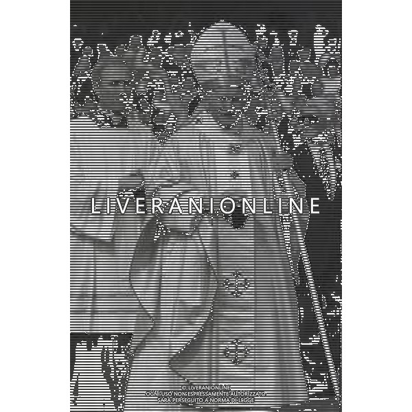 NEG-RETROSPETTIVA PAPA GIOVANNI II -KAROL JOZEF WOJTYLA  NELLA FOTO PAPA GIOVANNI II -KAROL JOZEF WOJTYLA NELL\'ANNO 1988 A VERONA AG ALDO LIVERANI SAS  