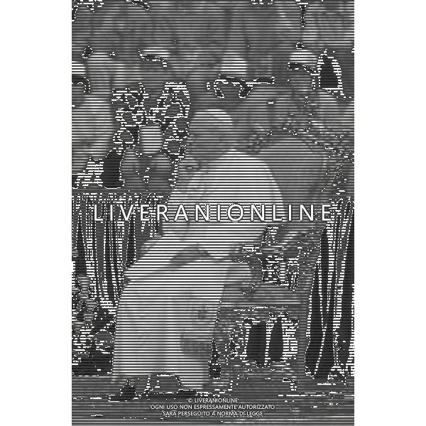 NEG-RETROSPETTIVA PAPA GIOVANNI II -KAROL JOZEF WOJTYLA  NELLA FOTO PAPA GIOVANNI II -KAROL JOZEF WOJTYLA NELL\'ANNO 1988 A VERONA AG ALDO LIVERANI SAS  