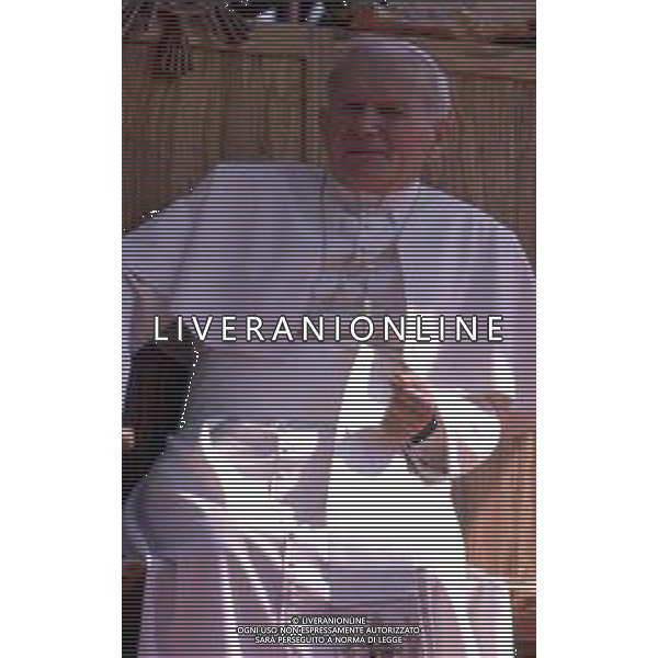 DIAP-RETROSPETTIVA PAPA GIOVANNI II -KAROL JOZEF WOJTYLA  NELLA FOTO PAPA GIOVANNI II -KAROL JOZEF WOJTYLA NELL\'ANNO 1991 A MANTOVA AG ALDO LIVERANI SAS 