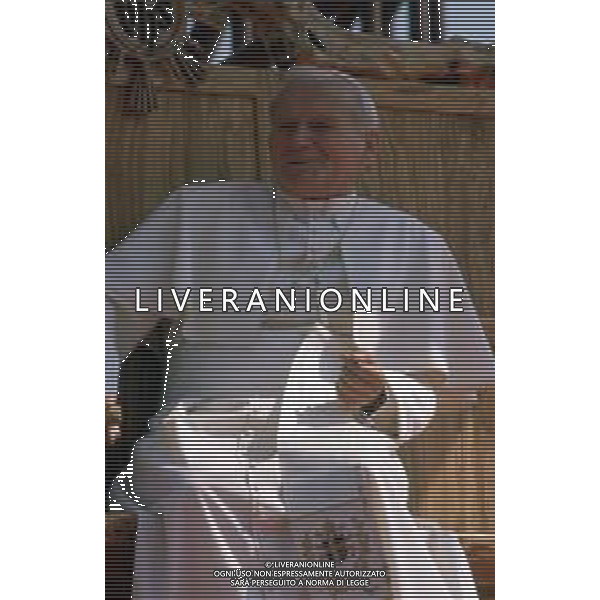 DIAP-RETROSPETTIVA PAPA GIOVANNI II -KAROL JOZEF WOJTYLA  NELLA FOTO PAPA GIOVANNI II -KAROL JOZEF WOJTYLA NELL\'ANNO 1991 A MANTOVA AG ALDO LIVERANI SAS 