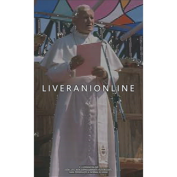 DIAP-RETROSPETTIVA PAPA GIOVANNI II -KAROL JOZEF WOJTYLA  NELLA FOTO PAPA GIOVANNI II -KAROL JOZEF WOJTYLA NELL\'ANNO 1991 A MANTOVA AG ALDO LIVERANI SAS 