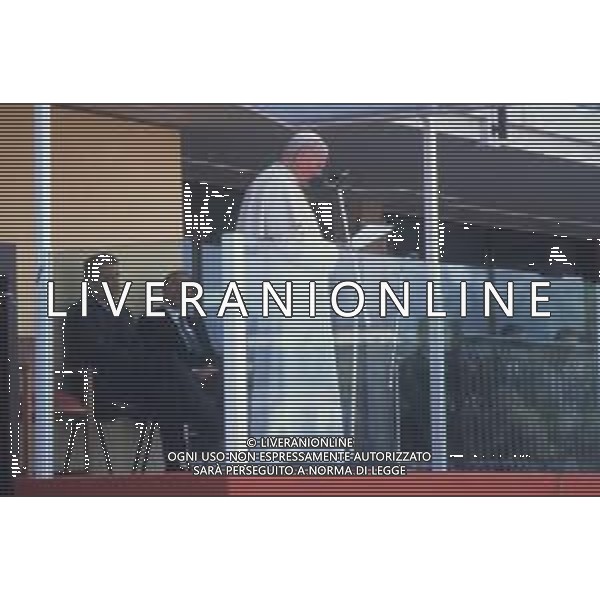 DIAP-RETROSPETTIVA PAPA GIOVANNI II -KAROL JOZEF WOJTYLA  NELLA FOTO PAPA GIOVANNI II -KAROL JOZEF WOJTYLA IN VISITA ALLA FABBRICA DELL\'OLIVETTI A SCARMAGNO CON CARLO DE BENEDETTI NELL\'ANNO 1990 AG ALDO LIVERANI SAS 