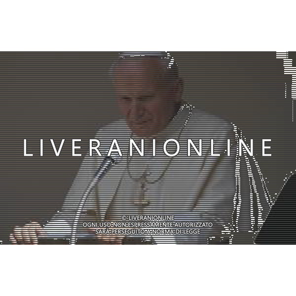 DIAP-RETROSPETTIVA PAPA GIOVANNI II -KAROL JOZEF WOJTYLA  NELLA FOTO PAPA GIOVANNI II -KAROL JOZEF WOJTYLA NELL\'ANNO 1992 A LORENZAGO DI CADORE AG ALDO LIVERANI SAS  