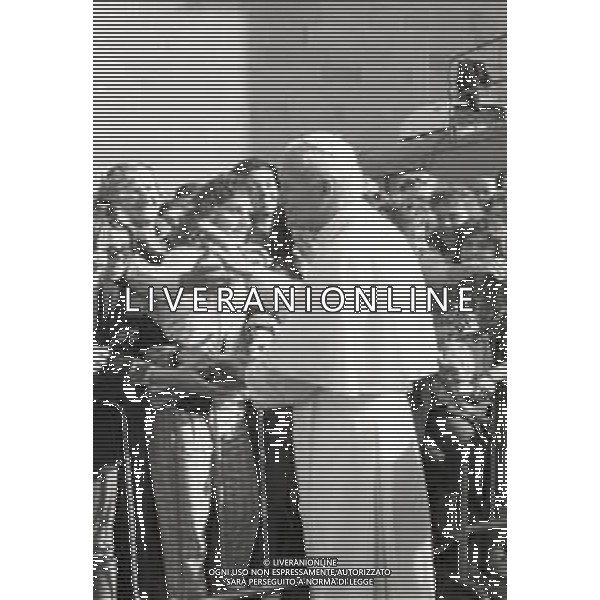 NEG-18-10-1986 FIRENZE -RETROSPETTIVA PAPA GIOVANNI II -KAROL JOZEF WOJTYLA  NELLA FOTO PAPA GIOVANNI II -KAROL JOZEF WOJTYLA A FIRENZE FIESOLE IL GIORNO 18-10-1986 AG ALDO LIVERANI SAS
