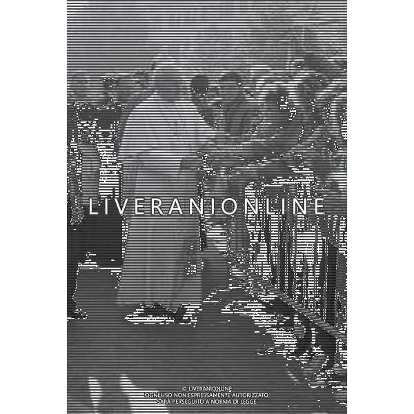 NEG-18-10-1986 FIRENZE -RETROSPETTIVA PAPA GIOVANNI II -KAROL JOZEF WOJTYLA  NELLA FOTO PAPA GIOVANNI II -KAROL JOZEF WOJTYLA A FIRENZE FIESOLE IL GIORNO 18-10-1986 AG ALDO LIVERANI SAS