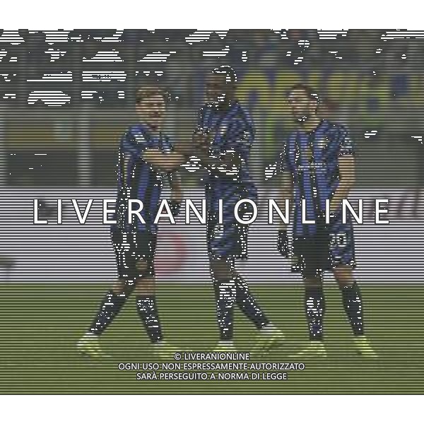 ESULTANZA DOPOGOL NICOLO\' BARELLA CON MARCUS THURAM E HAKAN CALHANOGLU - INTER - PARMA CAMPIONATO CALCIO SERIE A 06.12.2024 ©PAOLO GIAMPIETRI - AGENZIA ALDO LIVERANI SAS