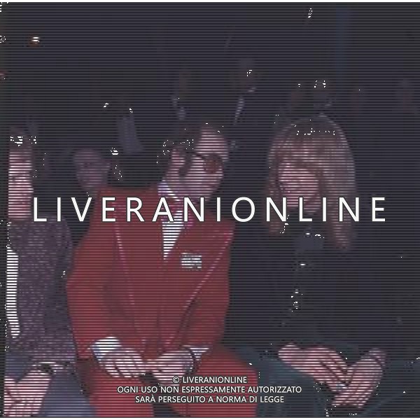 COL-RETROSPETTIVA ELTON JOHN CANTANTE NELLA FOTO ELTON JOHN ANNI 70 AG ALDO LIVERANI SAS 