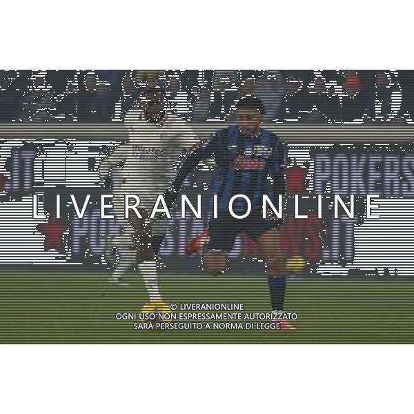 Jose’ Dos Santos Ederson of Atalanta BC battle for the ball with Youssouf Fofana of AC Milan during Atalanta BC vs AC Milan, 15° Serie A Enilive 2024-25 game at Gewiss stadium in Bergamo (BG), Italy, on Dicember 06, 2024. (Photo by Davide Casentini)- AGENZIA ALDO LIVERANI SAS