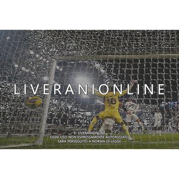 Charles De Ketelaere of Atalanta BC. scores a goal during Atalanta BC vs AC Milan, 15° Serie A Enilive 2024-25 game at Gewiss stadium in Bergamo (BG), Italy, on Dicember 06, 2024. (Photo by Davide Casentini)- AGENZIA ALDO LIVERANI SAS