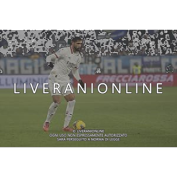 Yunus Musah of AC Milan play the ball during Atalanta BC vs AC Milan, 15° Serie A Enilive 2024-25 game at Gewiss stadium in Bergamo (BG), Italy, on Dicember 06, 2024. (Photo by Davide Casentini)- AGENZIA ALDO LIVERANI SAS