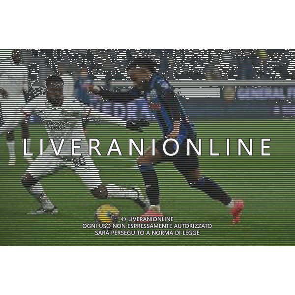 Atalanta vs Milan nella foto Ademola Lookman (Atalanta) e sulla SX Yunus Musah (Milan) Bergamo 06-12-2024 Gewiss Stadium Campionato Serie A Enilive - 15a giornata foto Roberto Garavaglia/Agenzia Aldo Liverani sas- AGENZIA ALDO LIVERANI SAS