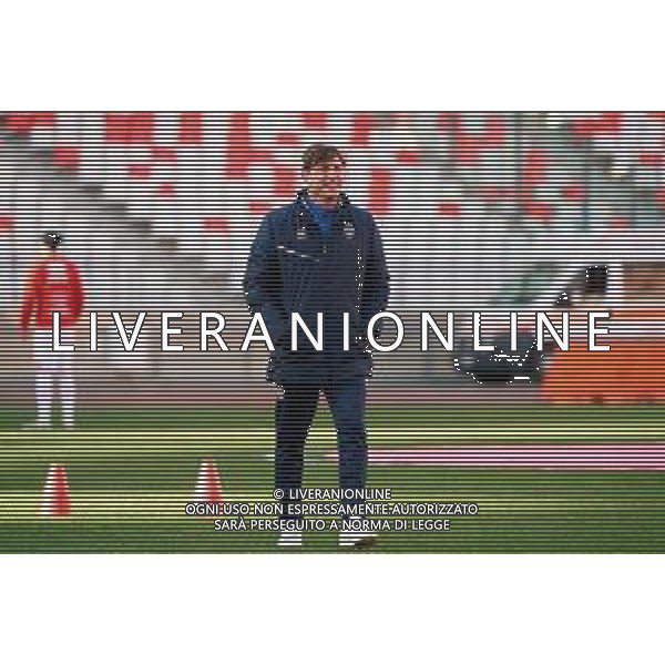 December 07, 2024 Bari, Italy - SSC Bari vs Cesena FC - Italian soccer serie B 2024/25 - San Nicola Stadium. In the pic: coach Michele Mignani of Cesena FC ©Emmanuele Mastrodonato - AGENZIA ALDO LIVERANI SAS