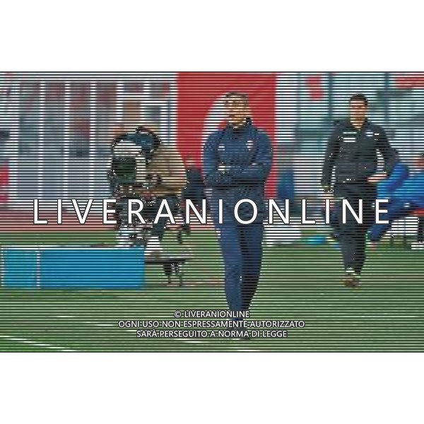 December 07, 2024 Bari, Italy - SSC Bari vs Cesena FC - Italian soccer serie B 2024/25 - San Nicola Stadium. In the pic: coach Moreno Longo of SSC Bari ©Emmanuele Mastrodonato - AGENZIA ALDO LIVERANI SAS