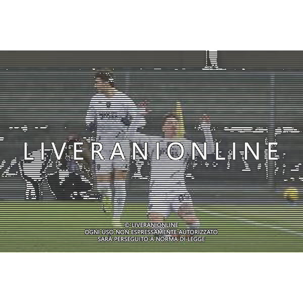 Sebastiano Esposito of Empoli FC celebrates after scoring during Hellas Verona FC vs Empoli FC, 15° Serie A Enilive 2024-25 game at Marcantonio Bentegodi stadium in Verona (VR), Italy, on Dicember 08, 2024. (Photo by Davide Casentini) - AGENZIA ALDO LIVERANI SAS