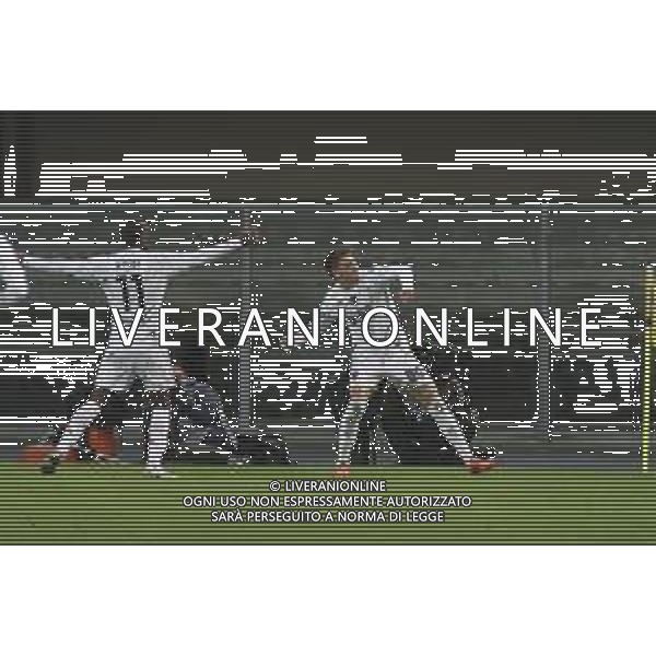Sebastiano Esposito of Empoli FC celebrates after scoring second gol during Hellas Verona FC vs Empoli FC, 15° Serie A Enilive 2024-25 game at Marcantonio Bentegodi stadium in Verona (VR), Italy, on Dicember 08, 2024. (Photo by Davide Casentini) - AGENZIA ALDO LIVERANI SAS