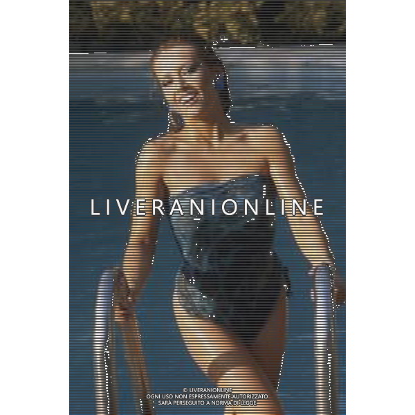 DIAP-RETROSPETTIVA TIZIANA RIVALE CANTANTE NELLA FOTO TIZIANA RIVALE NELL\'ANNO 1985 FOTO EDGARDO DELLA SCORCIOSA-AG ALDO LIVERANI SAS