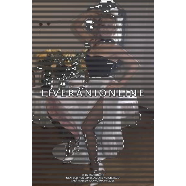 DIAP-RETROSPETTIVA TIZIANA RIVALE CANTANTE NELLA FOTO TIZIANA RIVALE NELL\'ANNO 1985 FOTO EDGARDO DELLA SCORCIOSA-AG ALDO LIVERANI SAS