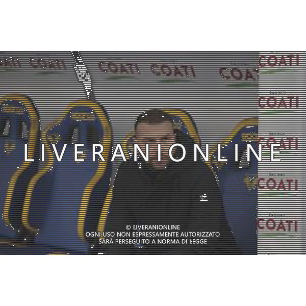 Paolo Zanetti Head Coach of Hellas Verona FC during Hellas Verona FC vs Empoli FC, 15° Serie A Enilive 2024-25 game at Marcantonio Bentegodi stadium in Verona (VR), Italy, on Dicember 08, 2024. (Photo by Davide Casentini)- AGENZIA ALDO LIVERANI SAS