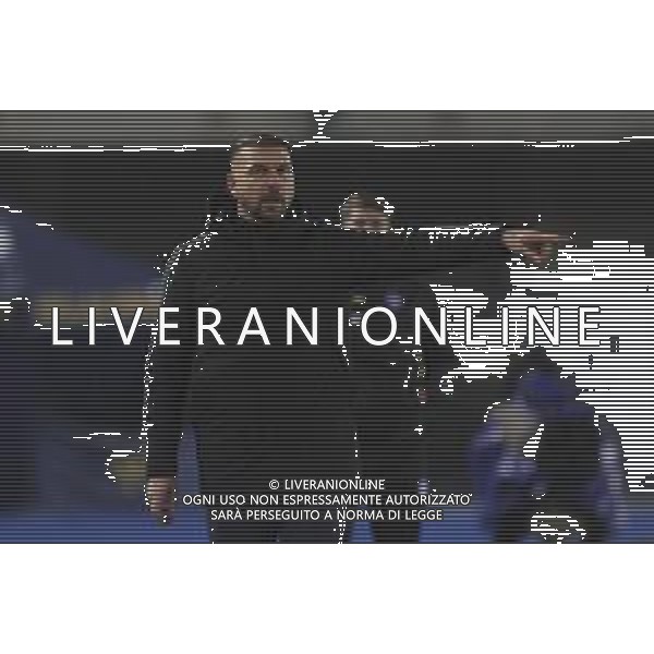 Paolo Zanetti Head Coach of Hellas Verona FC gestures during Hellas Verona FC vs Empoli FC, 15° Serie A Enilive 2024-25 game at Marcantonio Bentegodi stadium in Verona (VR), Italy, on Dicember 08, 2024. (Photo by Davide Casentini)- AGENZIA ALDO LIVERANI SAS