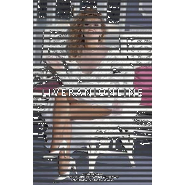 DIAP-RETROSPETTIVA TIZIANA RIVALE CANTANTE NELLA FOTO TIZIANA RIVALE A ROMA NELL\'ANNO 1986 FOTO EDGARDO DELLA SCORCIOSA-AG ALDO LIVERANI SAS