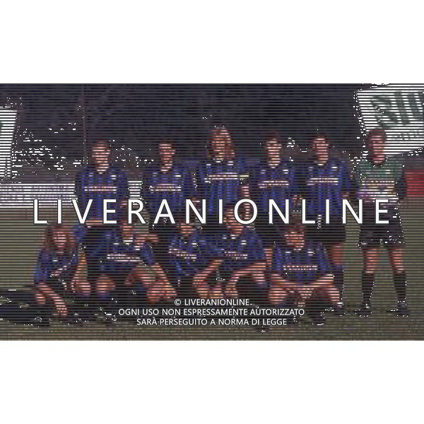 DIAP-RETROSPETTIVA FORMAZIONE ATALANTA 1989-1990 NELLA FOTO LA FORMAZIONE DELL\'ATALANTA CALCIO 1989-1990 AG ALDO LIVERANI SAS