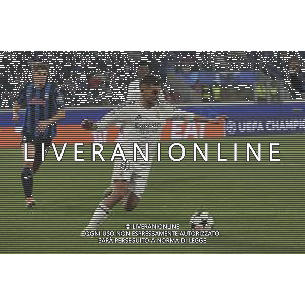 Dani Ceballos of Real Madrid FC play the ball during Atalanta BC vs Rela Madrid FC, 6° round of Chanpions League 2024-25, game at Gewiss stadiumo in Bergamo (BG), Italy, on Dicember 10, 2024. (Photo by Davide Casentini)-AGENZIA ALDO LIVERANI SAS