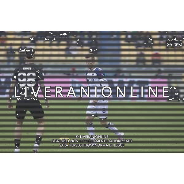 Darko Lazovic of Hellas Verona FC play the ballduring Parma Calcio vs Hellas Verona FC, 16° Serie A Enilive 2024-25 game at Ennio Tardini stadium in Parma (PR), Italy, on Dicember 15, 2024. (Photo by Davide Casentini)- AG ALDO LIVERANI SAS