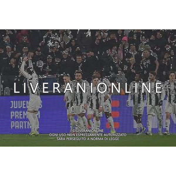 TVMV-Torino 17.12.2024 Allianz Stadium ©Manuela Viganti/Agenzia Aldo Liverani Juventus vs Cagliari Ottavi di Finale Coppa Italia Frecciarossa 2024/2025 Nella foto: esultanza juventus dopo il gol di dusan vlahovic ©Viganti/AGENZIA ALDO LIVERANI SAS