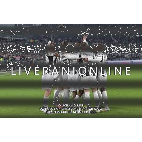 TVMV-Torino 17.12.2024 Allianz Stadium ©Manuela Viganti/Agenzia Aldo Liverani Juventus vs Cagliari Ottavi di Finale Coppa Italia Frecciarossa 2024/2025 Nella foto: esultanza juventus dopo il gol di dusan vlahovic ©Viganti/AGENZIA ALDO LIVERANI SAS