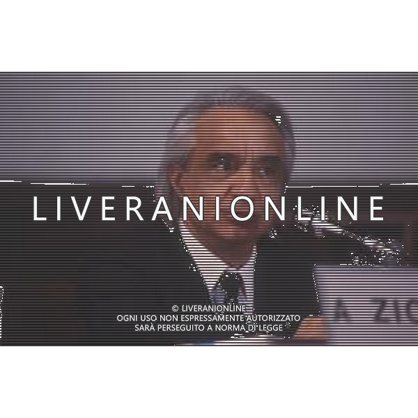 DIAP-RETROSPETTIVA ANTONINO ZICHICHI FILOSOFO E RICERCATORE SCIENTIFICO NELLA FOTO ANTONINO ZICHICHI A MILANO NELL\'ANNO 1986 AG ALDO LIVERANI SAS