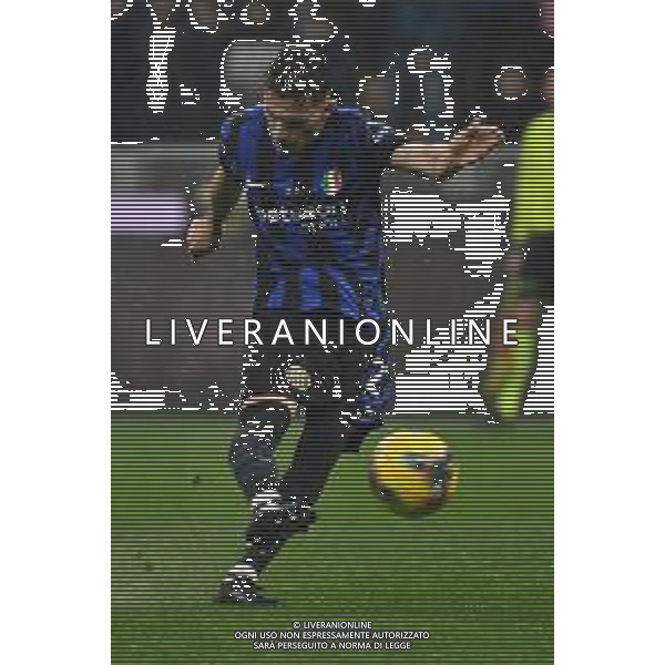 Inter vs Udinese nella foto Kristjan Asllani (Inter) Milano 19-12-2024 Stadio Giuseppe Meazza - San Siro Coppa Italia Frecciarossa - ottavi di finale foto Roberto Garavaglia/Agenzia Aldo Liverani sas