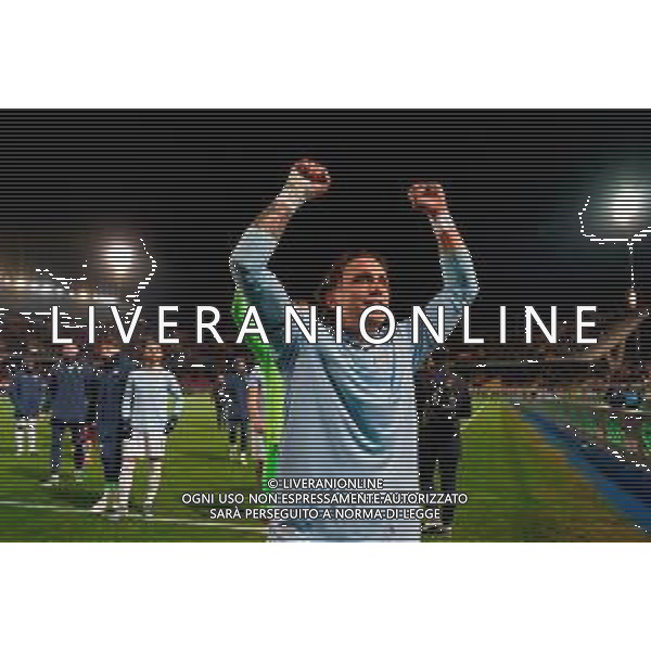 TVEM December 21, 2024 Lecce, Italy - US Lecce vs SS Lazio - Italian soccer serie A 2024/25 - Via Del Mare Stadium. In the pic: Luca Pellegrini of SS Lazio celebrates the victory ©Emmanuele Mastrodonato -AGENZIA ALDO LIVERANI SAS