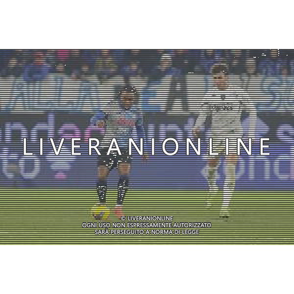 Ademola Lookman of Atalanta BC battle for the ball with Saba Goglichidze of Empoli FC during Atalanta BC vs Empoli FC, 17° Serie A Enilive 2024-25 game at Gewiss stadium in Bergamo (BG), Italy, on Dicember 22, 2024. (Photo by Davide Casentini)-AGENZIA ALDO LIVERANI SAS