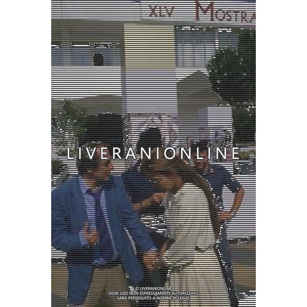 DIAP-RETROSPETTIVA ORNELLA MUTI ATTRICE NELLA FOTO ORNELLA MUTI CON IL REGISTA FRANCESCO MASELLI A VENEZIA NELL\'ANNO 1988 AG ALDO LIVERANI SAS