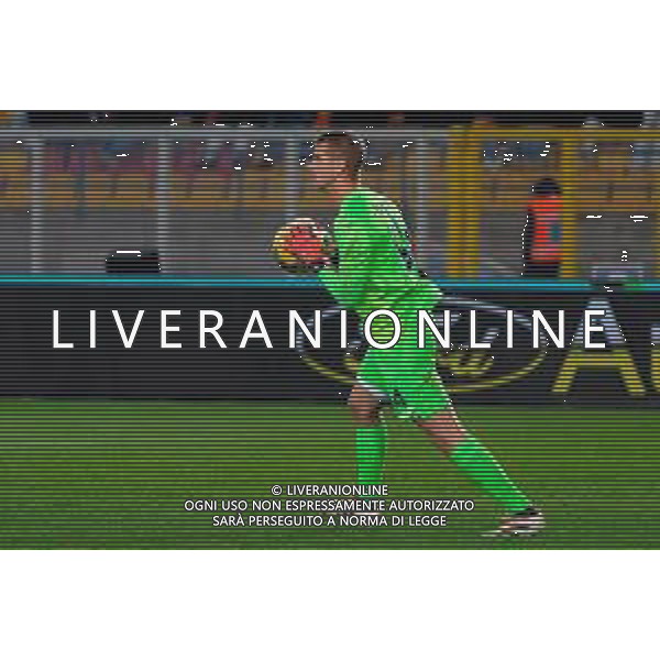 TVEM December 21, 2024 Lecce, Italy - US Lecce vs SS Lazio - Italian soccer serie A 2024/25 - Via Del Mare Stadium. In the pic: Ivan Provedel of SS Lazio foto emmanuele mastrodonato-ag aldo liverani sas