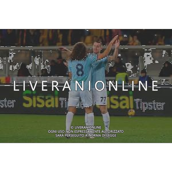 TVEM December 21, 2024 Lecce, Italy - US Lecce vs SS Lazio - Italian soccer serie A 2024/25 - Via Del Mare Stadium. In the pic: Mattéo Guendouzi of SS Lazio and Adam Marusic of SS Lazio celebrates the victory foto emmanuele mastrodonato-ag aldo liverani sas